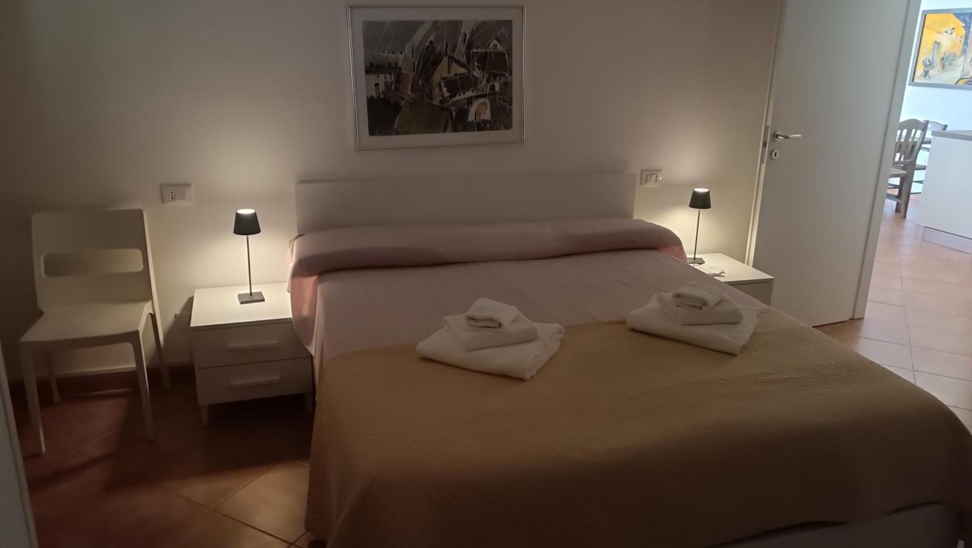 Pousada Romantica Aparthotel Tropea Exterior photo